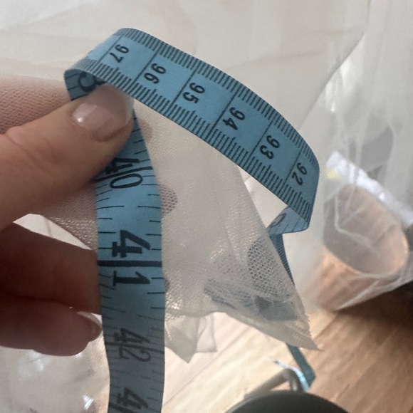 Vintage black and gold sequin blouse - Picture 8 of 13